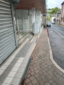 location bureau aveyron